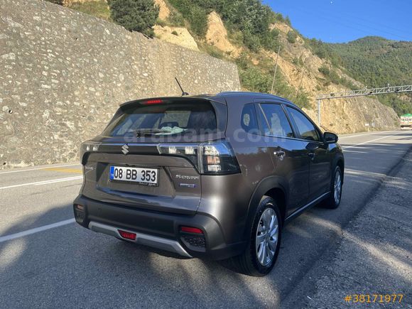 Sahibinden Suzuki SX4 S-Cross 1.4 Elegance 2022 Model 