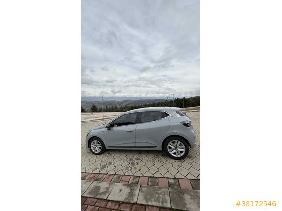 Sahibinden Renault Clio 1.0 TCe Evolution 2025 Model 