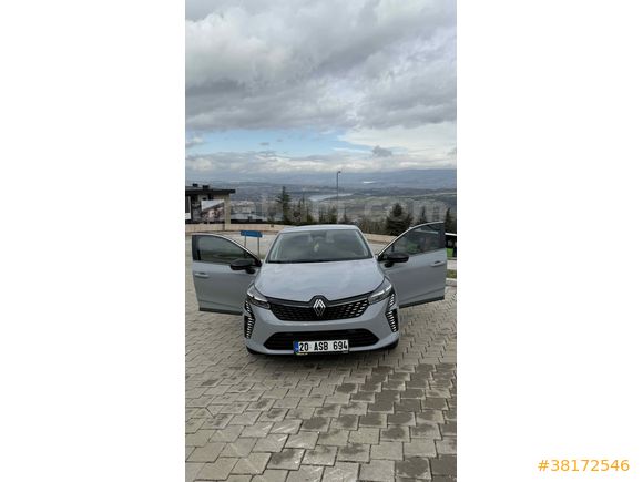 Sahibinden Renault Clio 1.0 TCe Evolution 2025 Model 