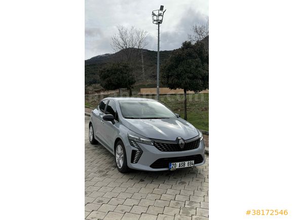 Sahibinden Renault Clio 1.0 TCe Evolution 2025 Model 