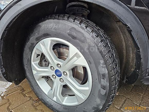 BER-SA AUTO FORD KUGA 2020