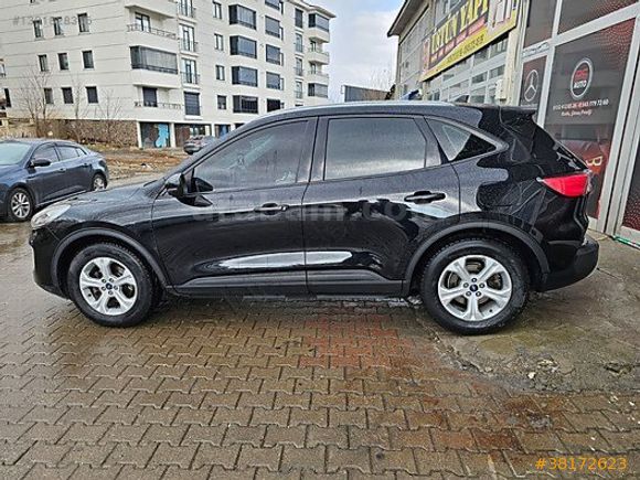 BER-SA AUTO FORD KUGA 2020
