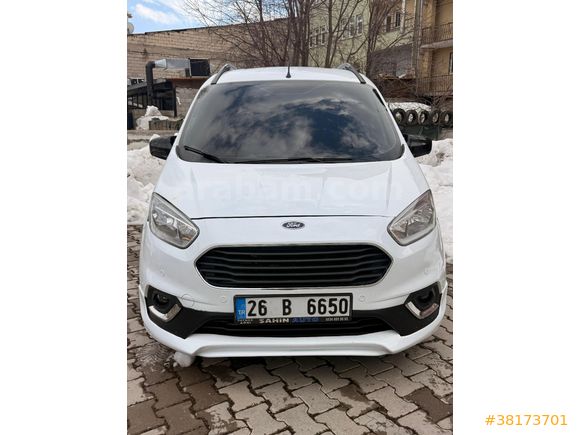 Sahibinden Ford Tourneo Courier 1.5 TDCi Titanium Plus 2020 Model