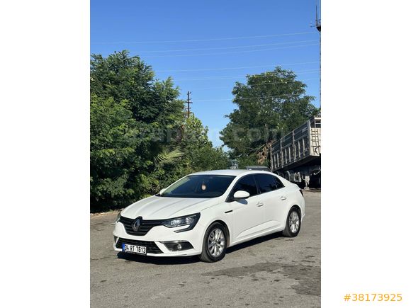 Sahibinden Renault Megane 1.5 dCi Touch 2016 Model İstanbul 165.000 km Beyaz