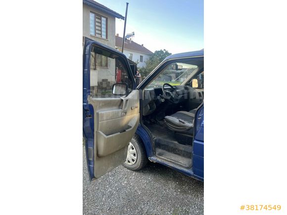 Sahibinden Volkswagen Transporter 2.4 2000 Model  404.000 km Mavi