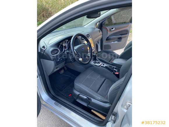 Sahibinden Ford Focus 1.6 Titanium 2009 Model Mersin 197.000 km Gri