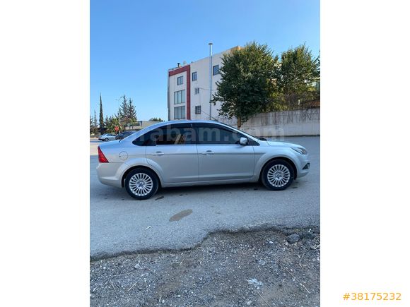 Sahibinden Ford Focus 1.6 Titanium 2009 Model Mersin 197.000 km Gri