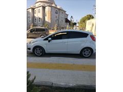  İlk Sahibinden Ford Fiesta 1.5 TDCi Titanium 2014 Model 186 bin  km 