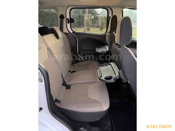 Sahibinden Ford Tourneo Courier 1.6 TDCi Titanium Plus 2014 Model 