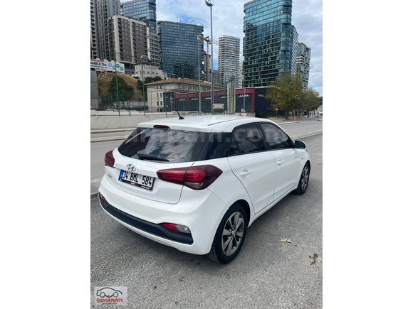 ÖZMERAM'DAN HATASIZ BOYASIZ i20 1.4MPI 2018 MODEL