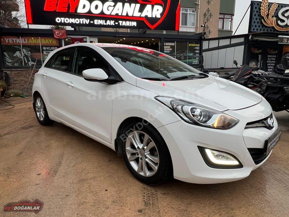 BEYDOĞANLAR'DAN-2013 MODEL HYUNDAİ İ30 1.6 CRDİ-STYLE