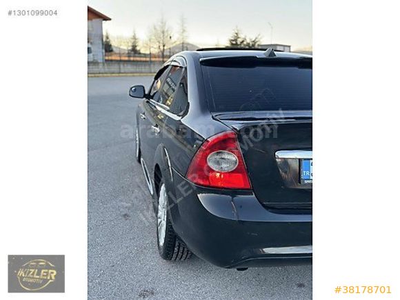 İKİZLERDEN TİTANİUM SUNROOF SÜRÜŞ MODU KEYLESS GO FOCUS
