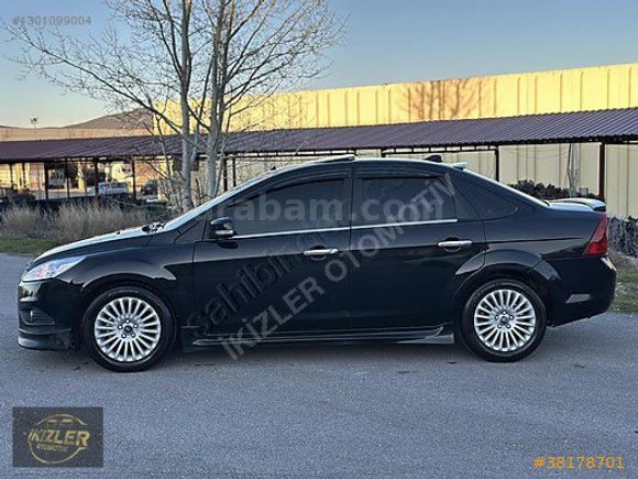 İKİZLERDEN TİTANİUM SUNROOF SÜRÜŞ MODU KEYLESS GO FOCUS