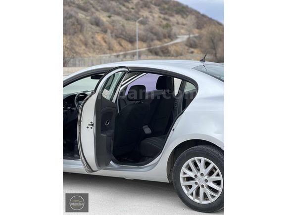 2015 MODEL DEĞİŞENSİZ HATASIZ FLUANCE 1.5 DCİ