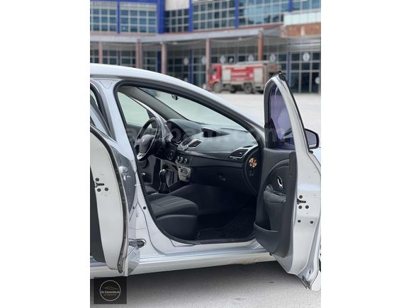 2015 MODEL DEĞİŞENSİZ HATASIZ FLUANCE 1.5 DCİ