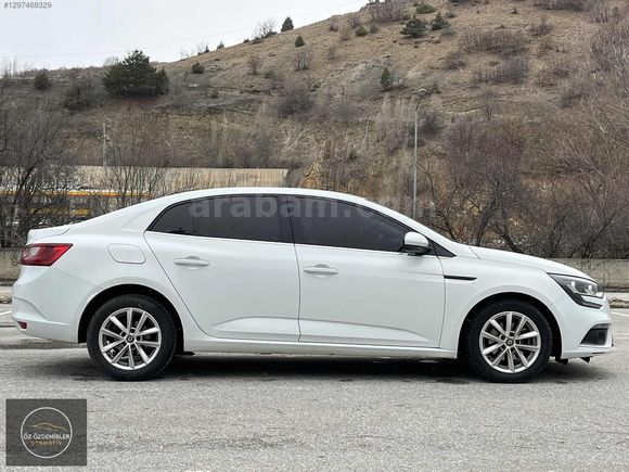 2018 HATASIZ BOYASIZ TRAMERSİZ MEGANE 4 TOUCH