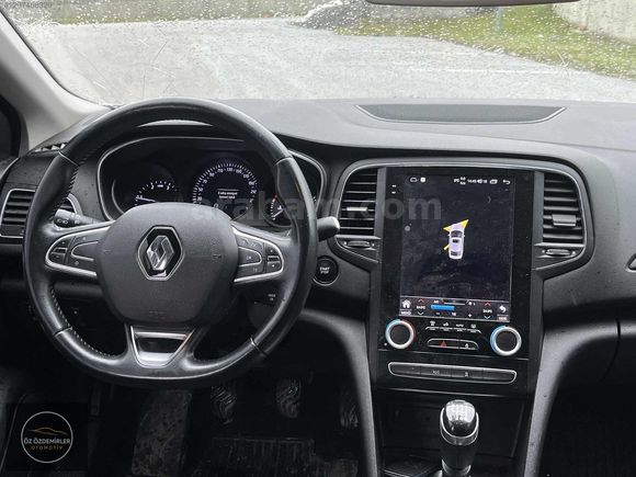 2018 HATASIZ BOYASIZ TRAMERSİZ MEGANE 4 TOUCH