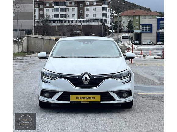 2018 HATASIZ BOYASIZ TRAMERSİZ MEGANE 4 TOUCH