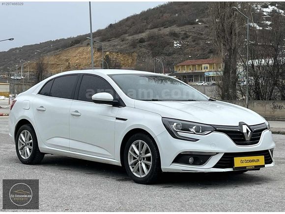 2018 HATASIZ BOYASIZ TRAMERSİZ MEGANE 4 TOUCH