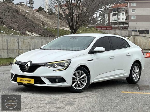 2018 HATASIZ BOYASIZ TRAMERSİZ MEGANE 4 TOUCH