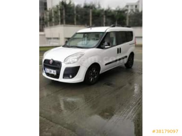 Sahibinden Fiat Doblo Panorama 1.6 Multijet Premio Black en full modeli  2013 Model