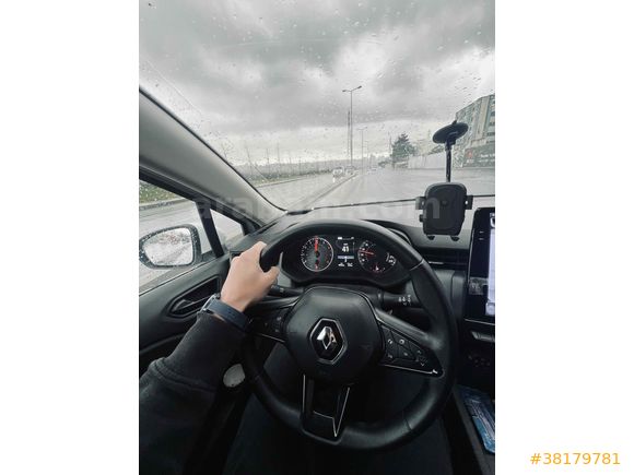 Sahibinden Renault Clio 1.0 SCe Joy 2021 Model 