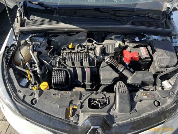 Sahibinden Renault Clio 1.0 SCe Joy 2021 Model 