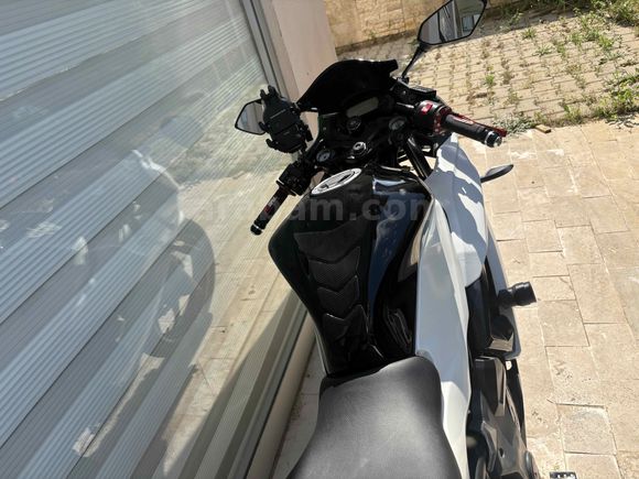  Kawasaki Ninja 250  
