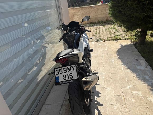  Kawasaki Ninja 250  