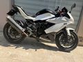  Kawasaki Ninja 250  