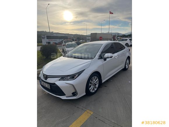 Sahibinden Toyota Corolla 1.5 Dream 2023 Model 