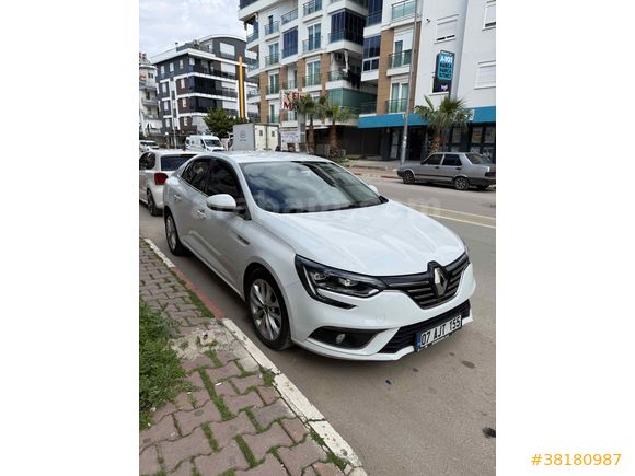Sahibinden Renault Megane 1.5 Blue DCI Icon 2020 Model 
