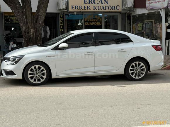 Sahibinden Renault Megane 1.5 Blue DCI Icon 2020 Model 
