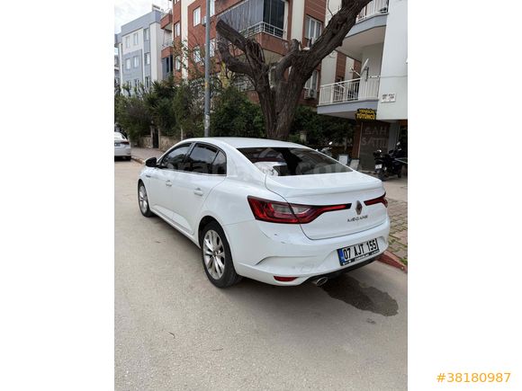 Sahibinden Renault Megane 1.5 Blue DCI Icon 2020 Model 
