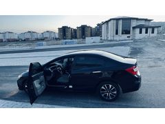 Sahibinden Honda Civic 1.6i VTEC Premium 2014 Model  178000 km Siyah