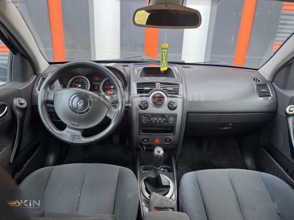 AKIN OTOMOTİV'DEN TERTEMİZ MEGANE 2
