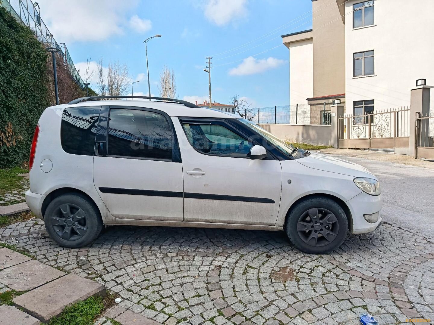 Sahibinden Skoda Roomster 1.2 Panorama 2012 Model Ankara 265.000 km Beyaz 5