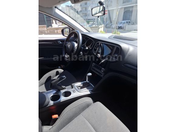 Sahibinden Renault Megane 1.3 TCe Joy 2020 Model