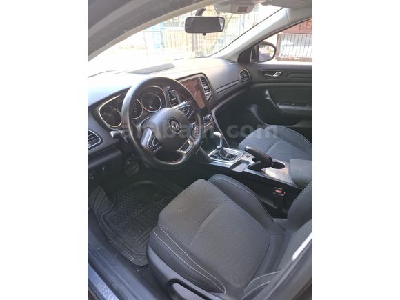 Sahibinden Renault Megane 1.3 TCe Joy 2020 Model