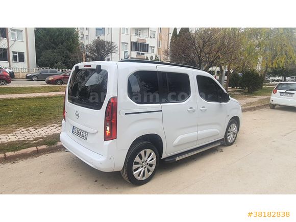 Sahibinden Opel Combo 1.5 CDTI Ultimate 2023 Model