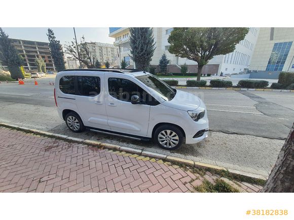 Sahibinden Opel Combo 1.5 CDTI Ultimate 2023 Model