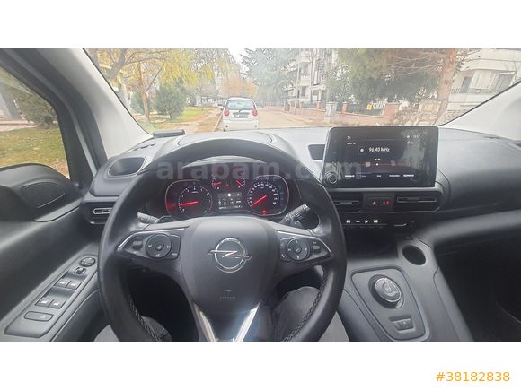 Sahibinden Opel Combo 1.5 CDTI Ultimate 2023 Model