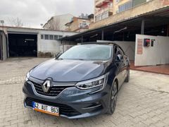 ÖZELLİKLİ VE OPSİYON LU MEGAN 