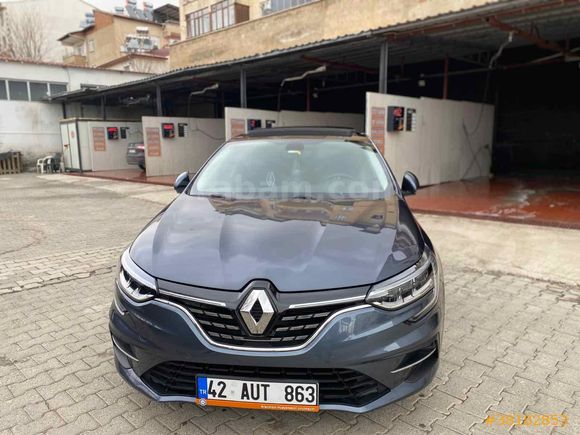 ÖZELLİKLİ VE OPSİYON LU MEGAN 