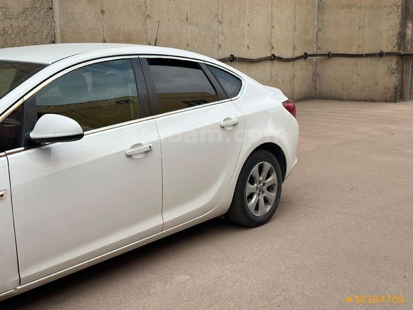 Hasarsız Astra 1.6 Edition Plus 2016 Model