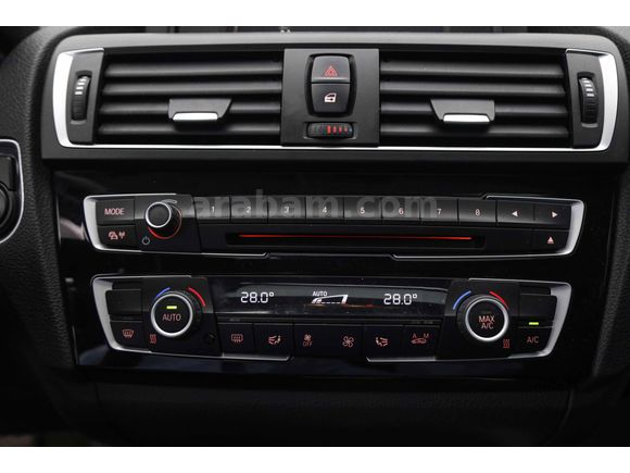 BMW 2015 1.16 D JOY+PLUS EXTRALAR İLE ///M GÖRÜNÜMLÜ 135.BİN KM'DE HATASIZ BOYASIZ 