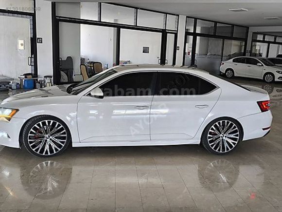 AYCAR'DAN DİZEL SUPERB DEĞİŞENSİZ TEMİZ AKSESUARLI