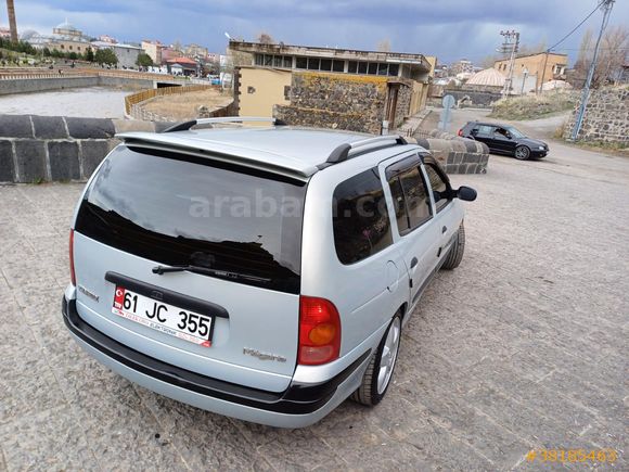 Sahibinden Renault Megane 1.4 RTA 2001 Model