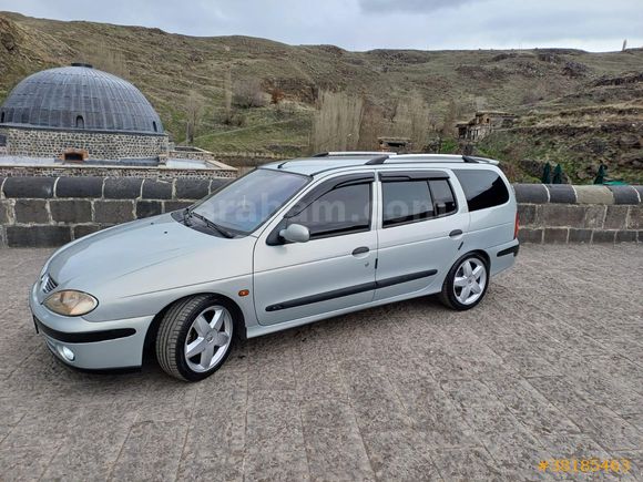 Sahibinden Renault Megane 1.4 RTA 2001 Model