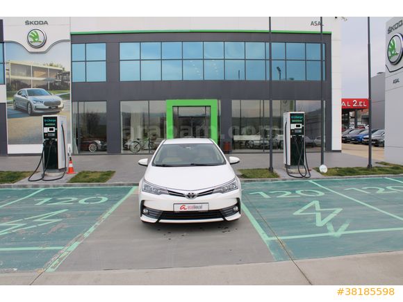 Toyota Corolla 1.6 ADVANCE